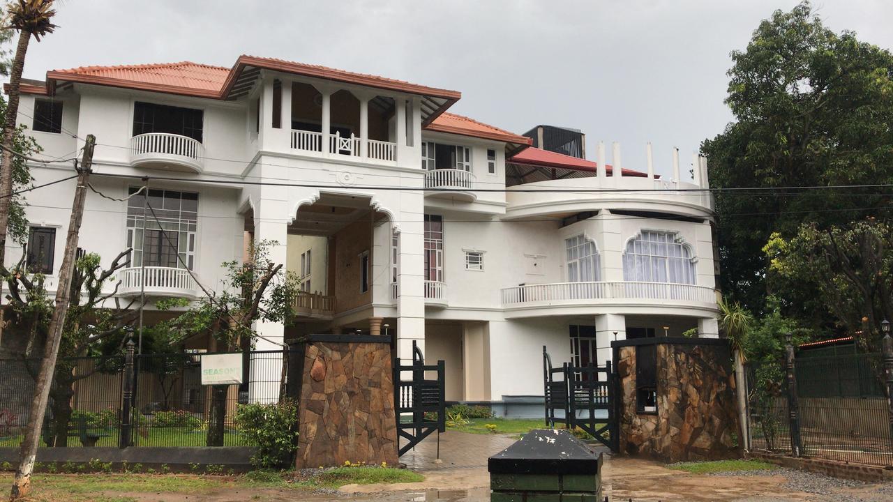 Seasons Hotel 库鲁内格勒 外观 照片
